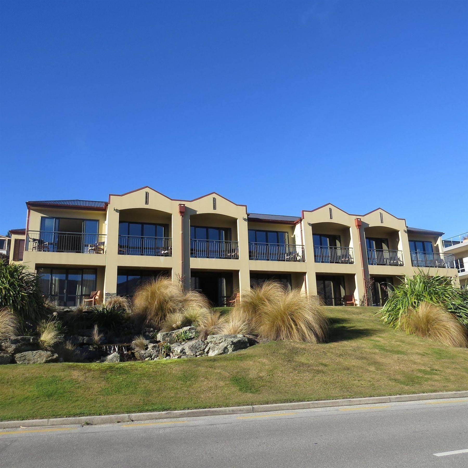 The Moorings Motel&Apartments Wanaka Buitenkant foto